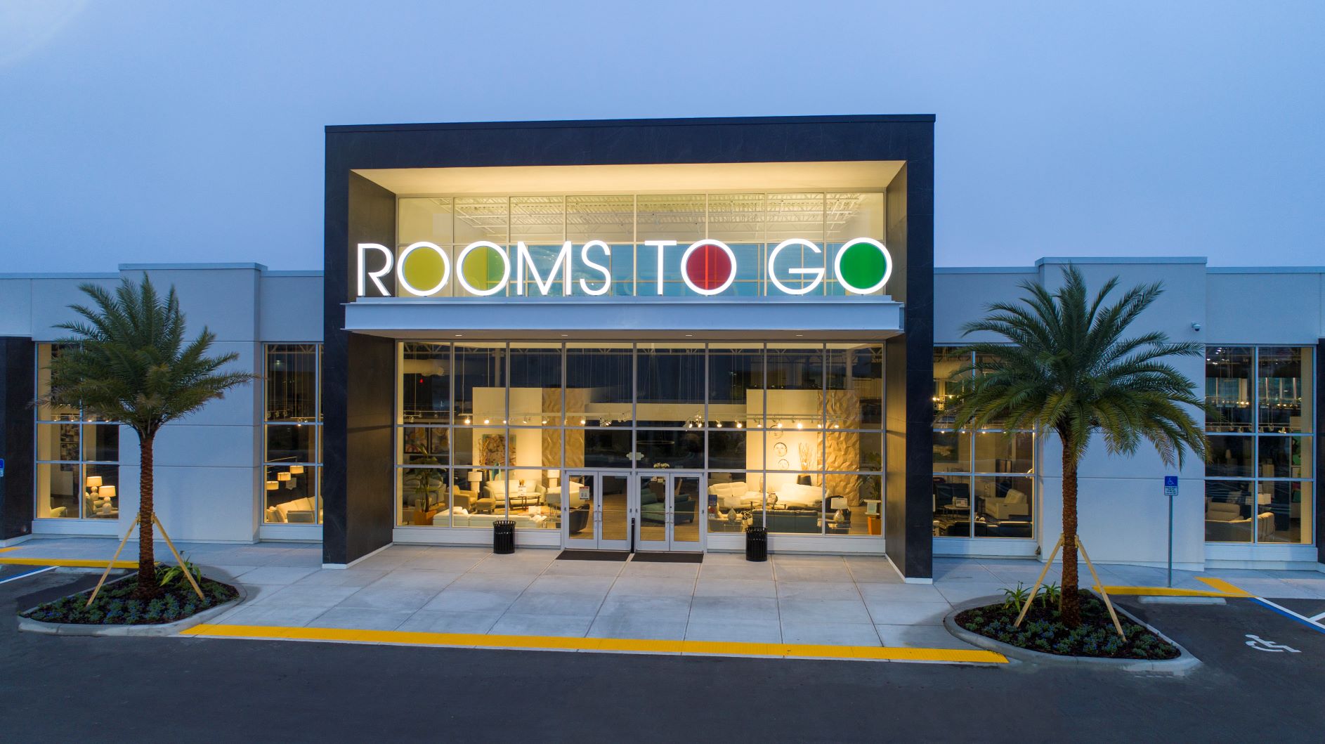 ROOMS TO GO – TAMPA, FL – Clark Electric